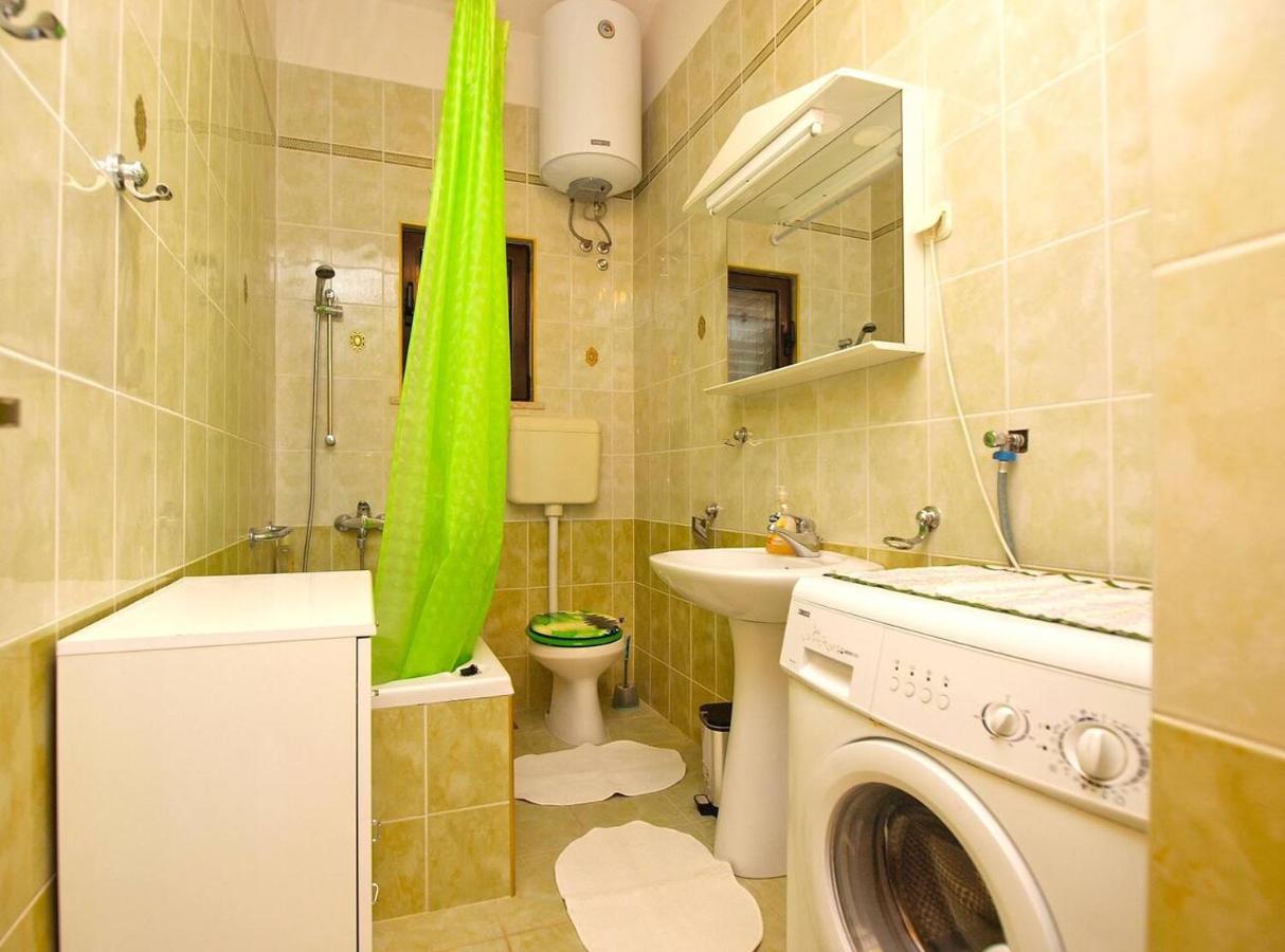 Alma Apartment Porec Luaran gambar